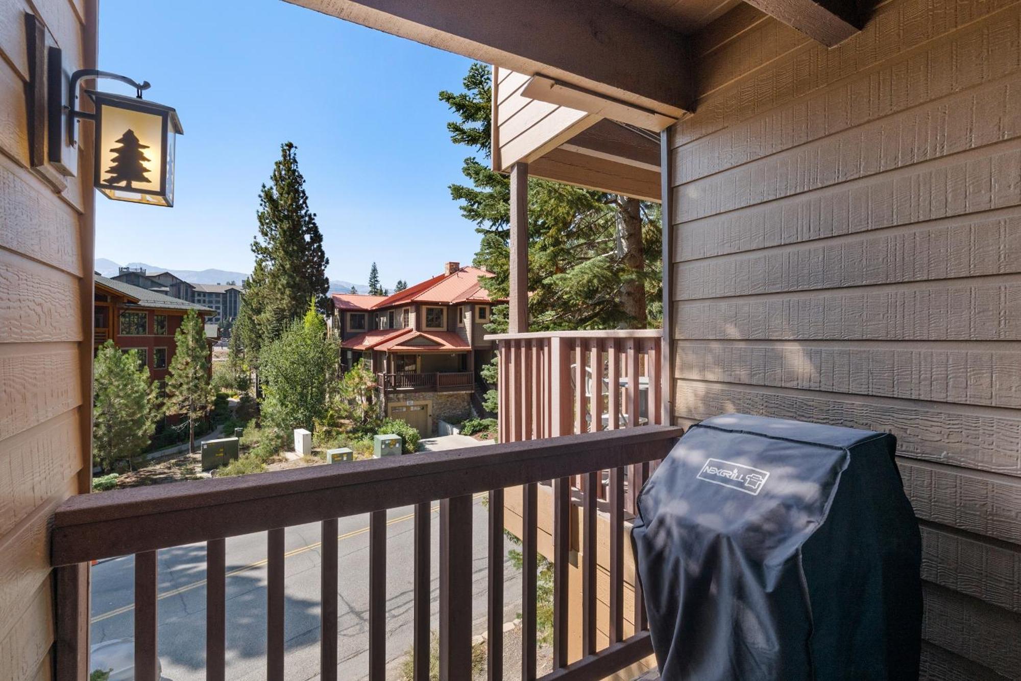 Val D'isere At The Village By 101 Great Escapes * Mammoth Lakes