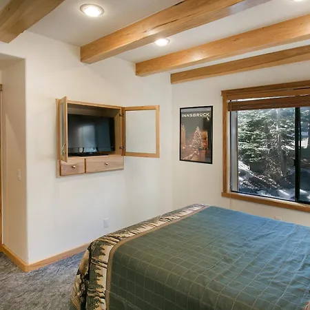 Val D'Isere At The Village By 101 Great Escapes Mammoth Lakes Zimmer foto